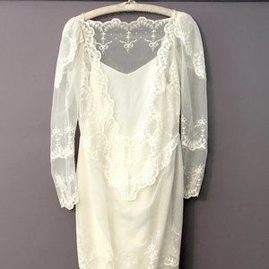 Andrea Wilkin Vintage 80's Ivory English Lace wedding dress.